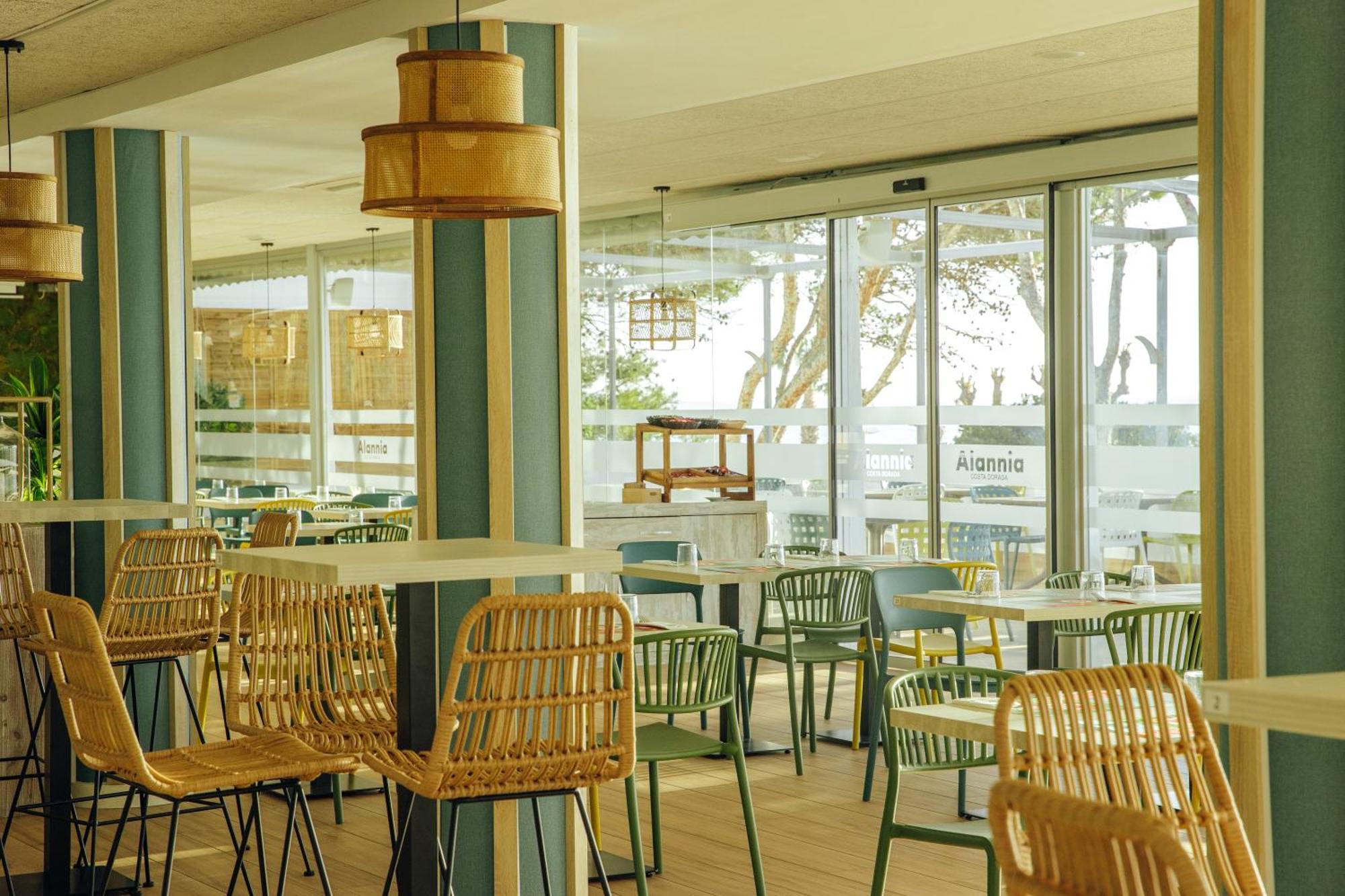 Alannia Costa Dorada Hotel Platja de l'Almadrava Ngoại thất bức ảnh